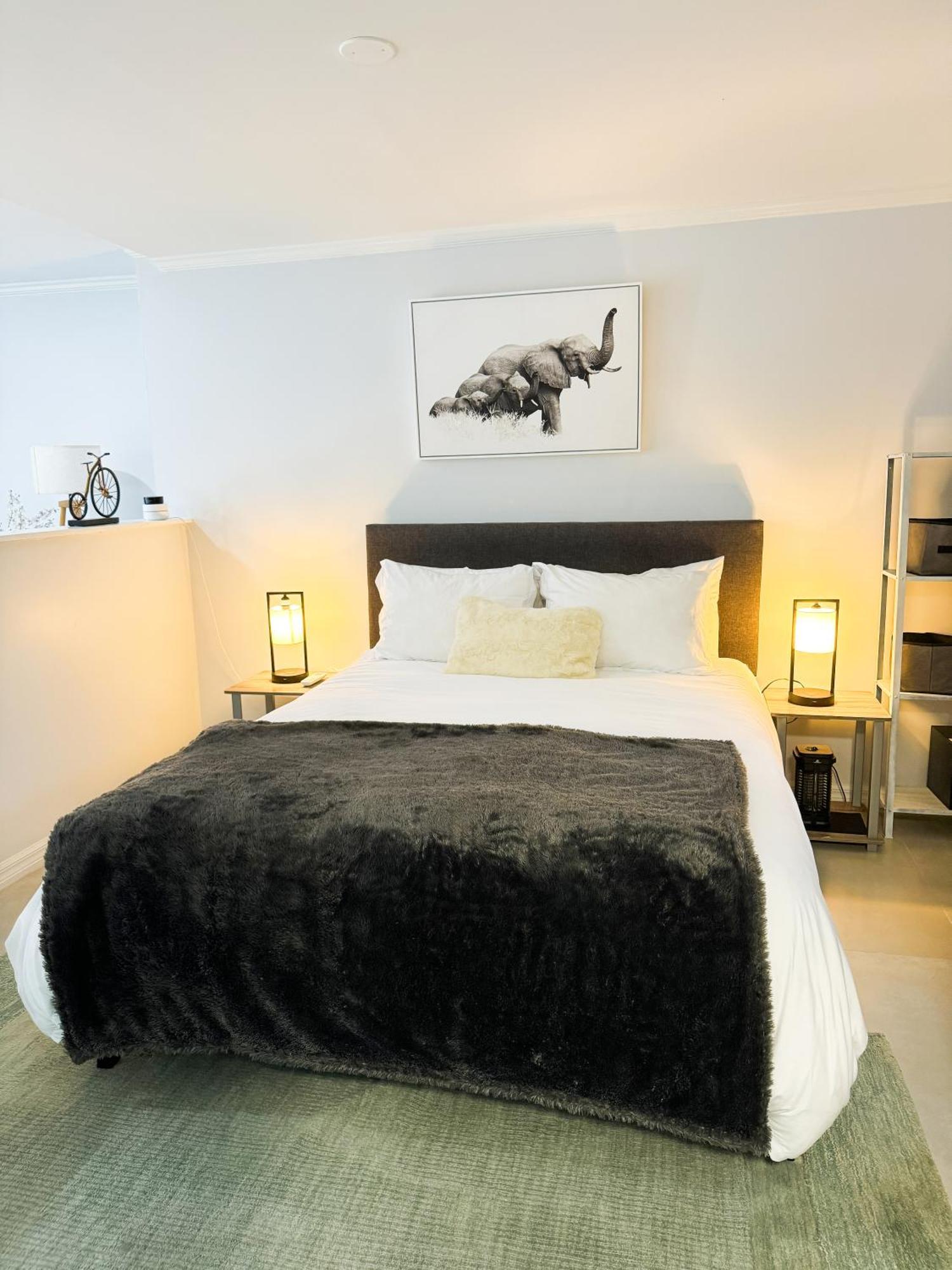 Studio, 100 Feet From The Beach Nassau Esterno foto