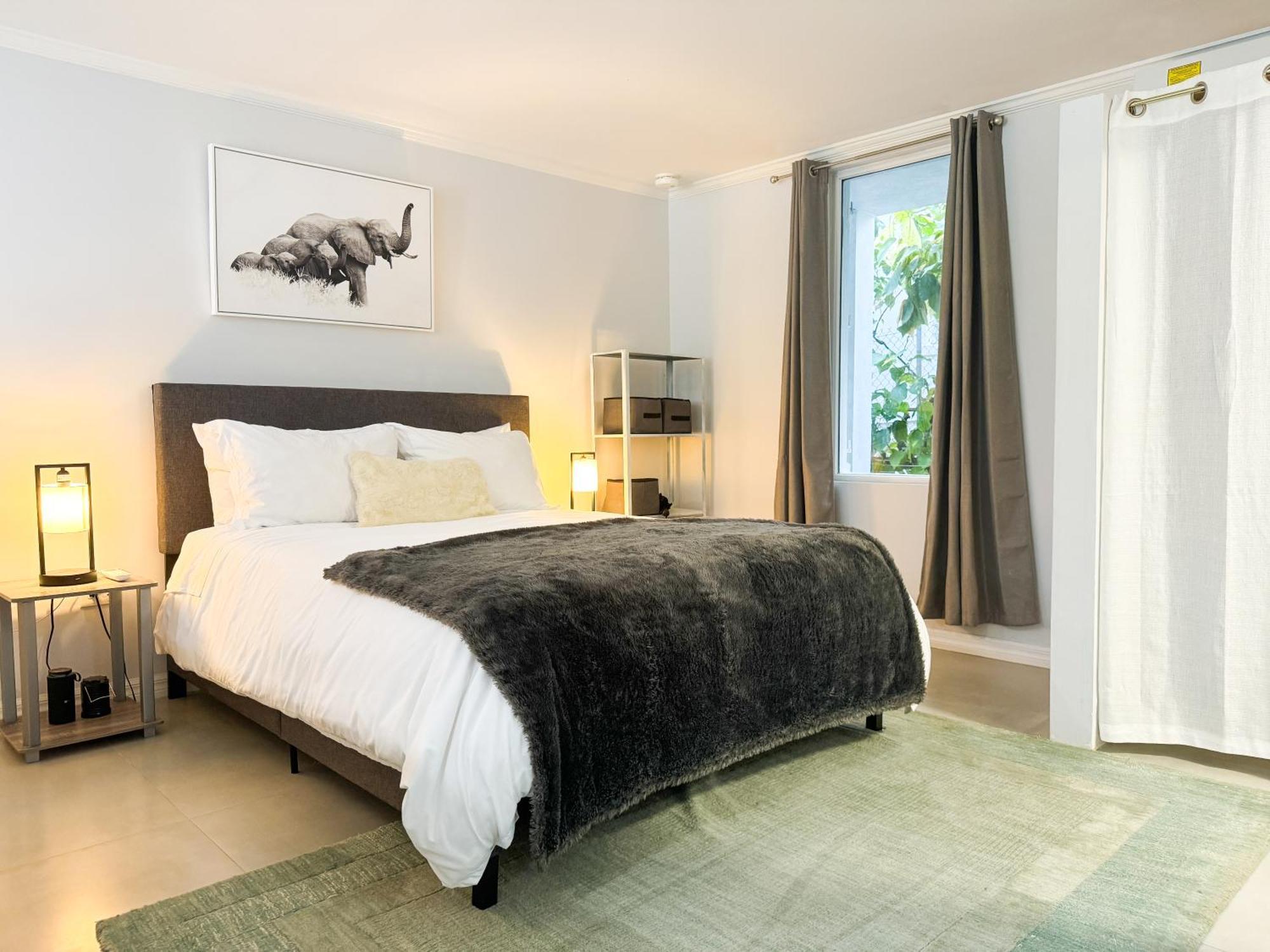 Studio, 100 Feet From The Beach Nassau Esterno foto