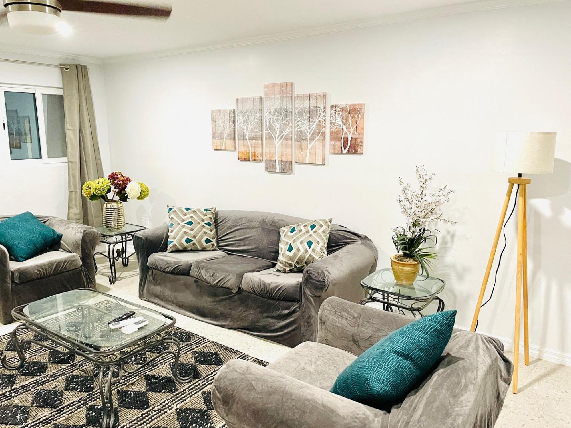 Studio, 100 Feet From The Beach Nassau Esterno foto