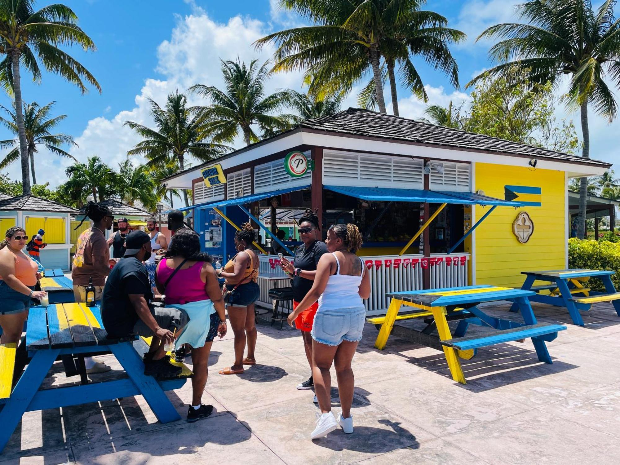 Studio, 100 Feet From The Beach Nassau Esterno foto