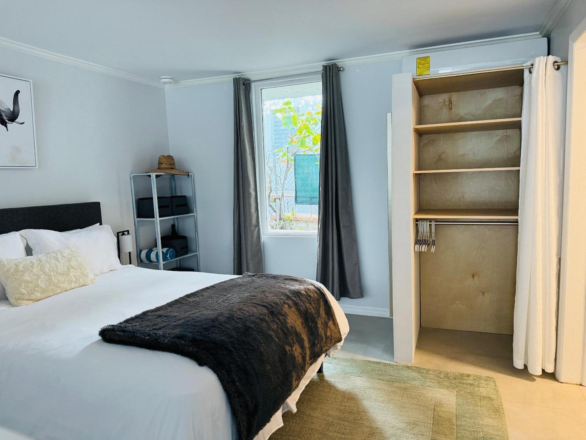 Studio, 100 Feet From The Beach Nassau Esterno foto